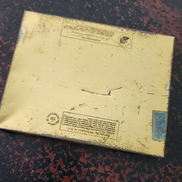 Vintage lucky strike tin - Picture 5 of 6